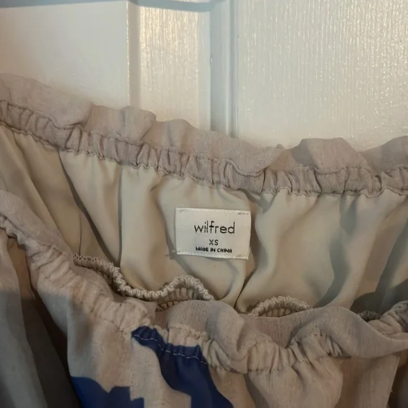 Aritzia X Wilfred | Ballad Camisole Top Smocked Printed Chiffon‎ Tie Shoulder XS - Picture 4 of 6